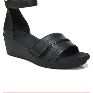 Naturalizer Theron Ankle Strap Sandals